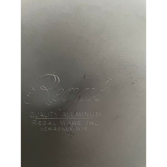 vtg Regal Ware quality aluminum layer cake pan USA With Original Label - Picture 5 of 7